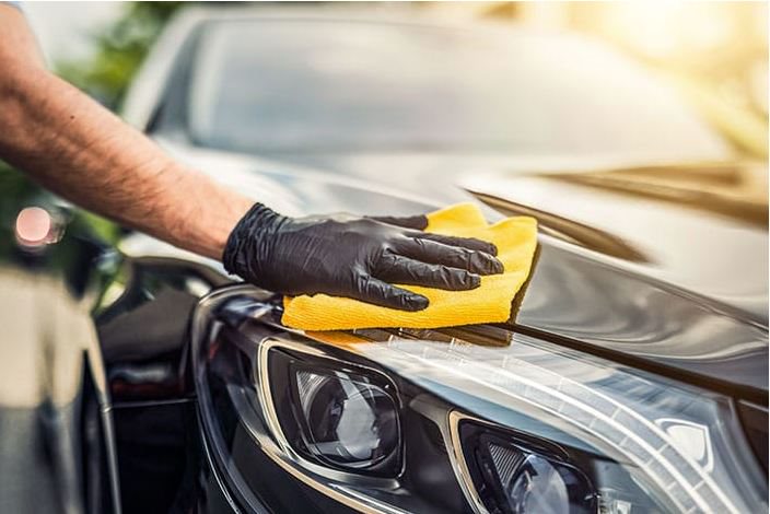 cleaning-Mercedes-Benz